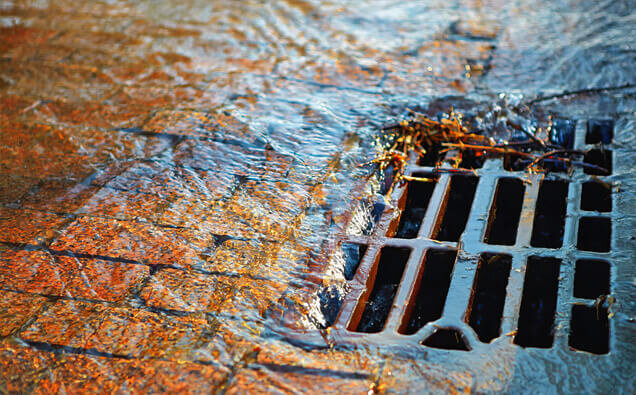 https://blockeddrainsmounthawthorn.com.au/uploads/2025/07/stormwater-drains-91028.jpg